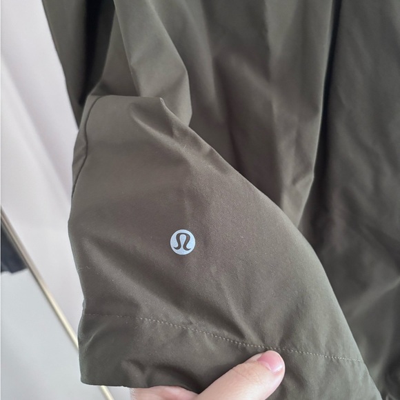 Lulu | Rise and Shine Jacket in Dark Olive - Picture 6 of 9